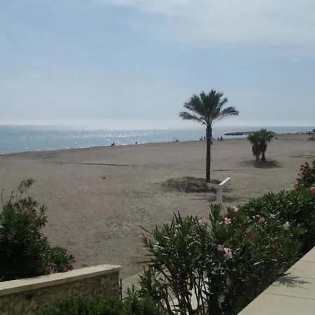 Bonitas Vistas Al Mar Y A La Montana *